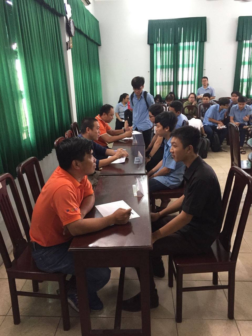 Dong Saigon College