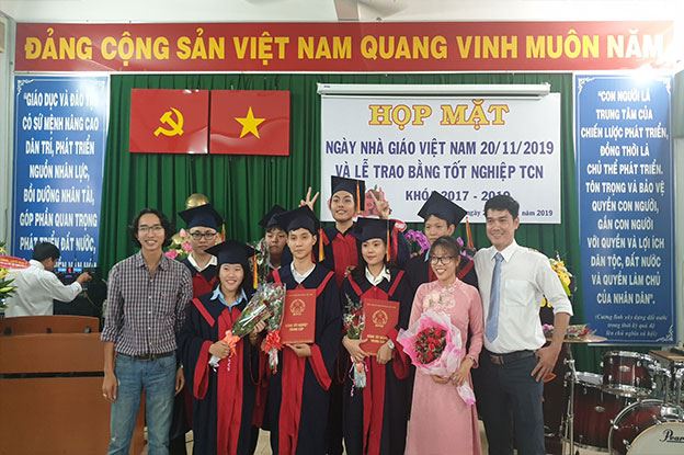 Dong Saigon College