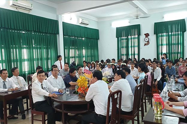 Dong Saigon College