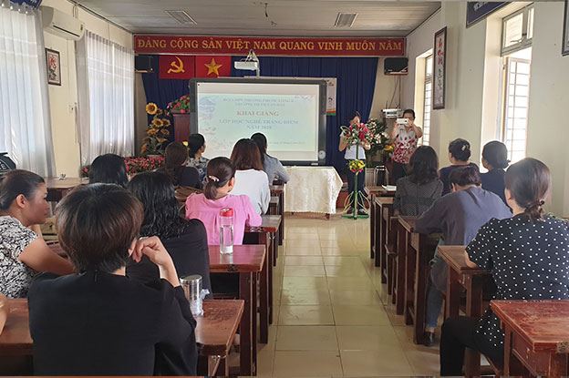 Dong Saigon College