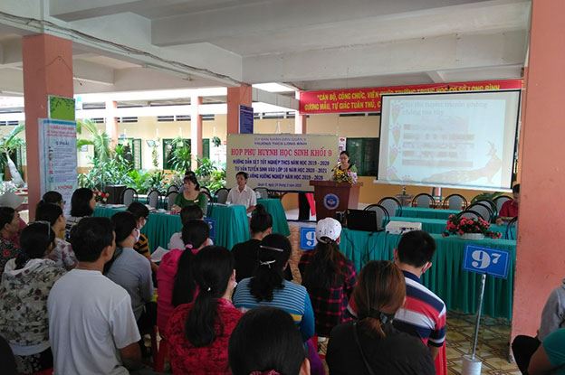 Dong Saigon College