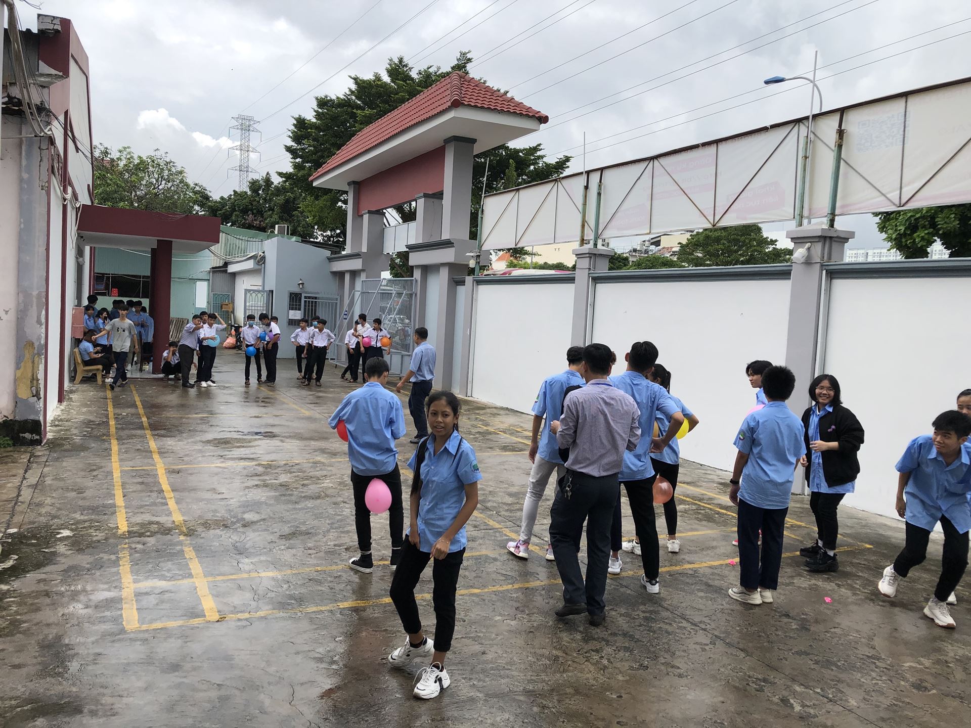 Dong Saigon College