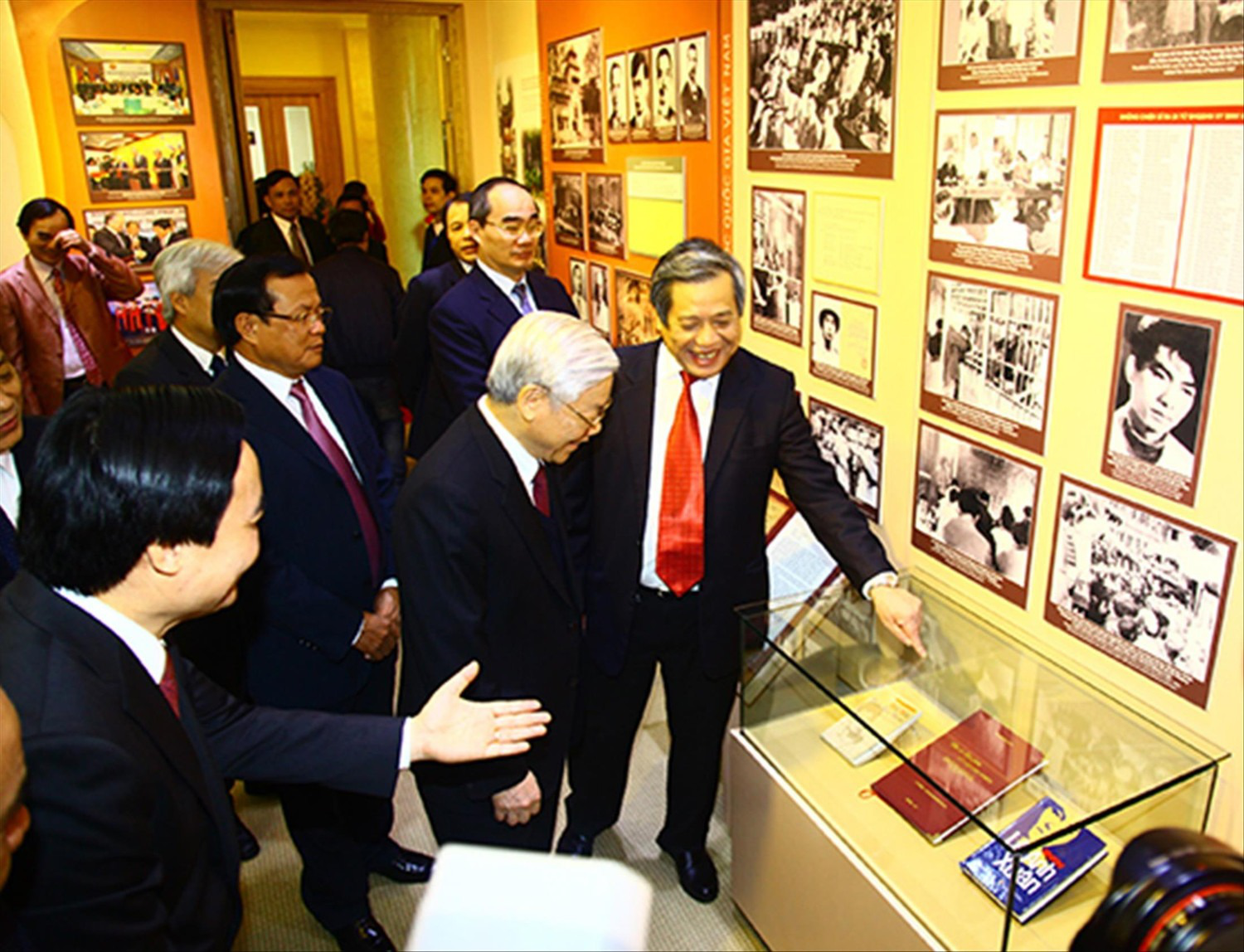 Dong Saigon College